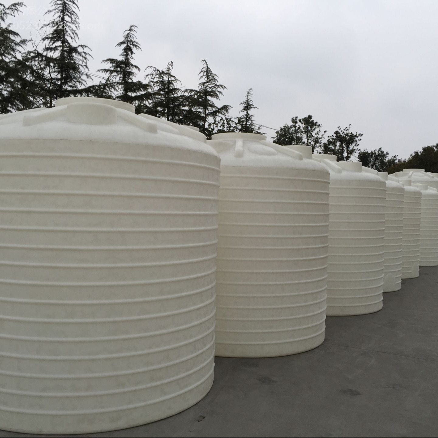 雅格滚塑 1000升塑料桶 耐酸碱牛津料塑料水箱厂家直销