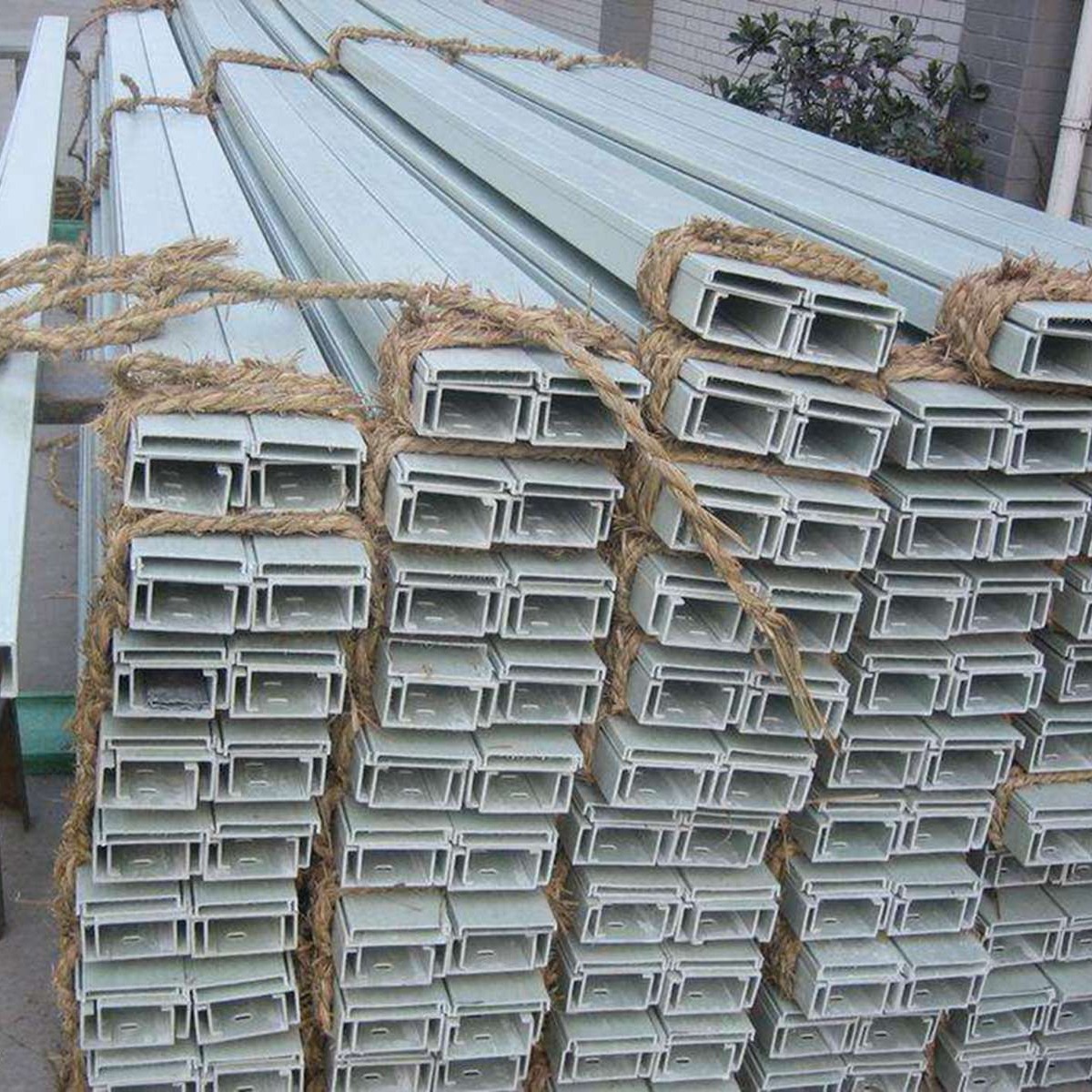 玻璃钢防火150×100电缆桥架 管箱线缆桥架 霈凯生产线