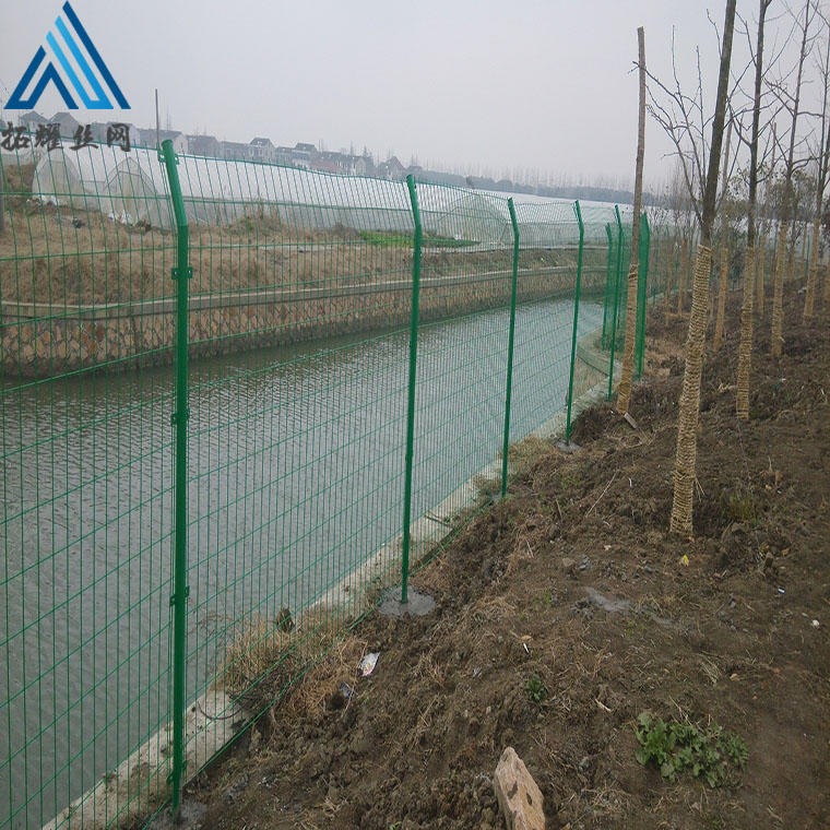 供应安徽水源地两岸护栏网，河道防护网