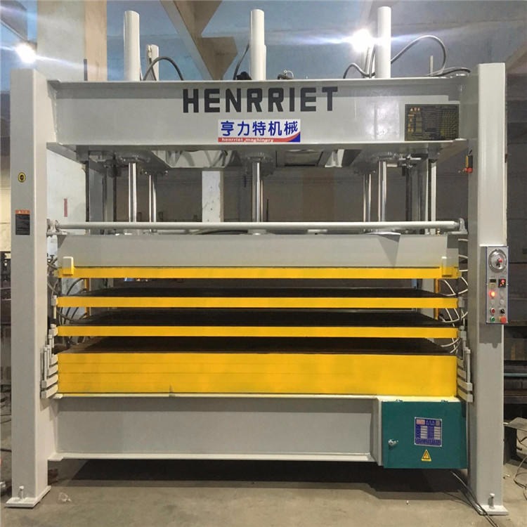 亨力特专业生产热压机  铝蜂窝板集成吊顶压机  液压式聚氨脂层压机 木工机械热压机图片