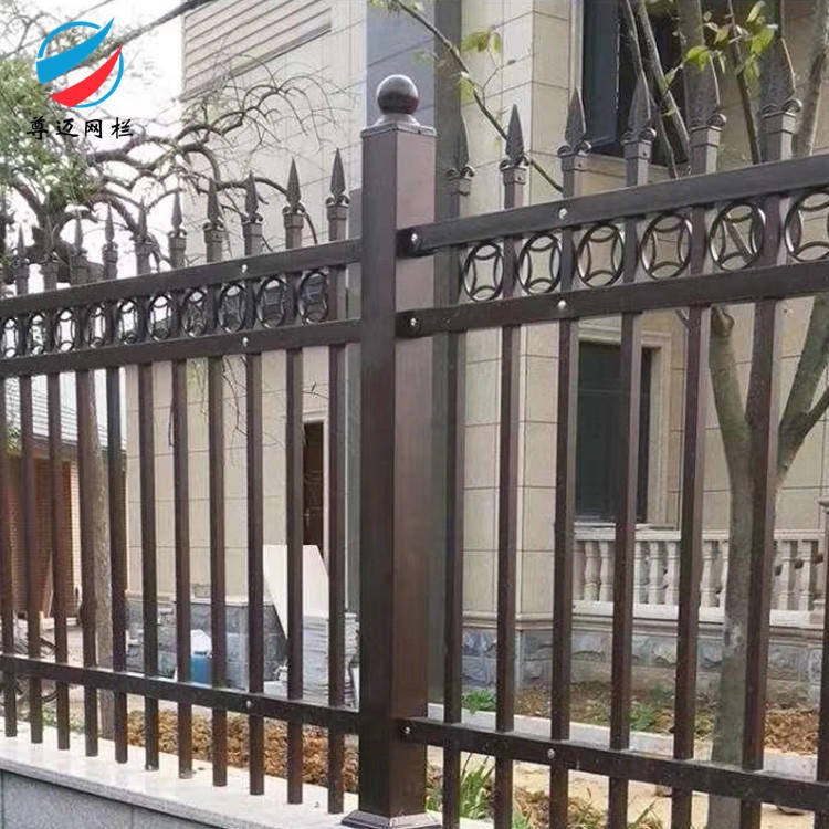 厂区公寓安全防护围栏 铁艺护栏 工地外铁艺围栏厂家  组装简单