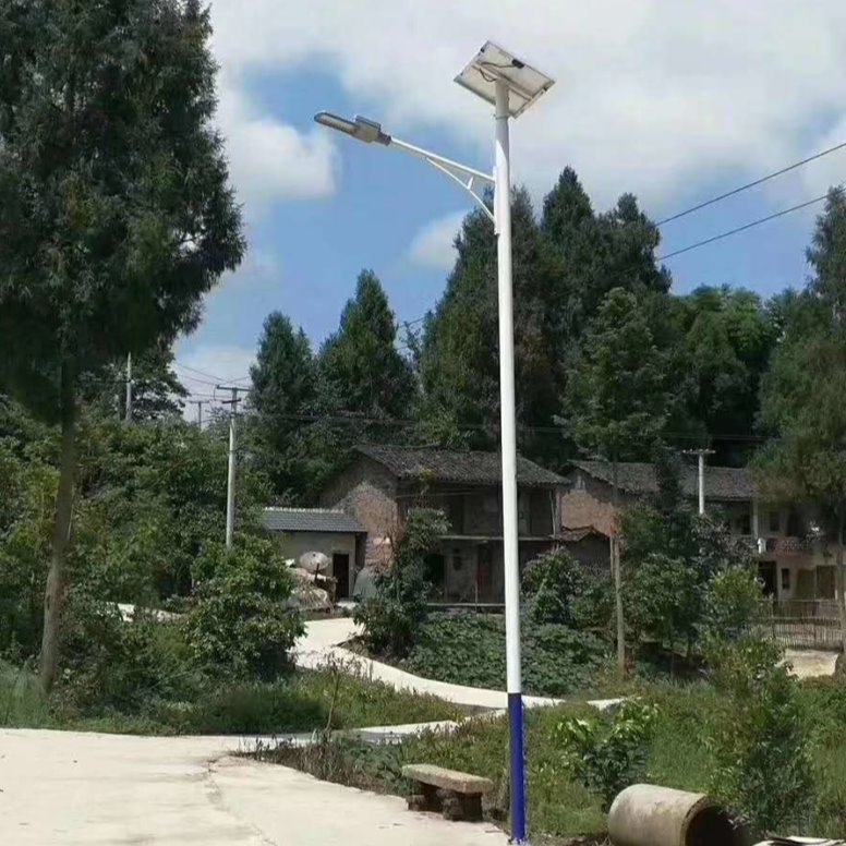 乡村一体化太阳能路灯 单臂太阳能路灯100瓦价格 鑫永虹照明
