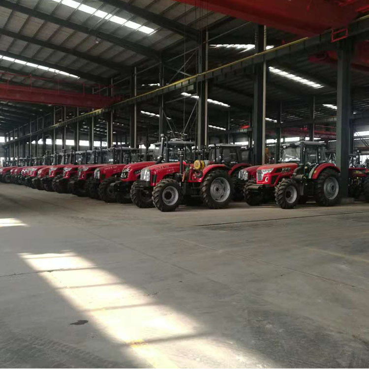 现货出售农用拖拉机 东方红-300-400型轮式农用四驱大马力拖拉机示例图7