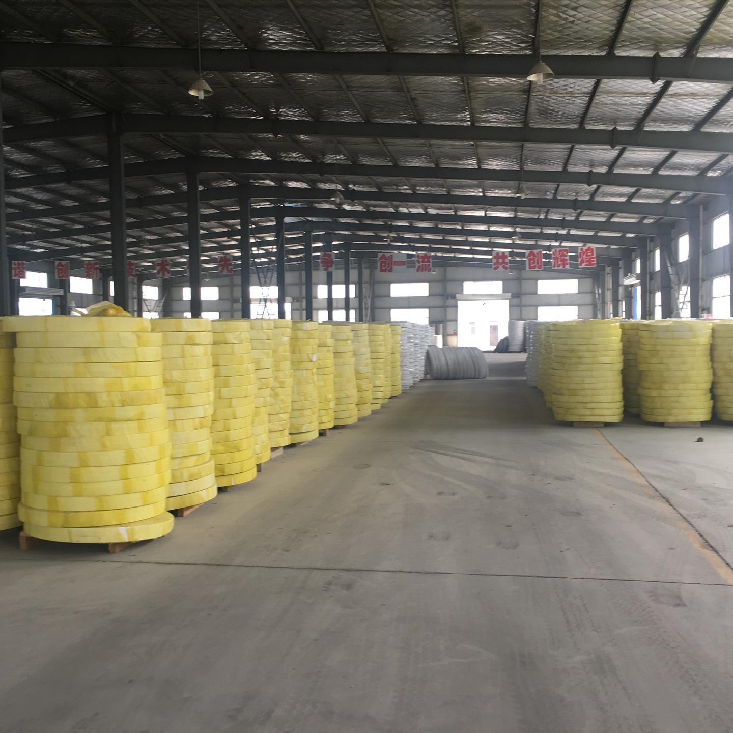 坤旭厂家生产高性能塑料排水板 铁路专用塑料排水板 C型塑料排水板 塑料排水带施工