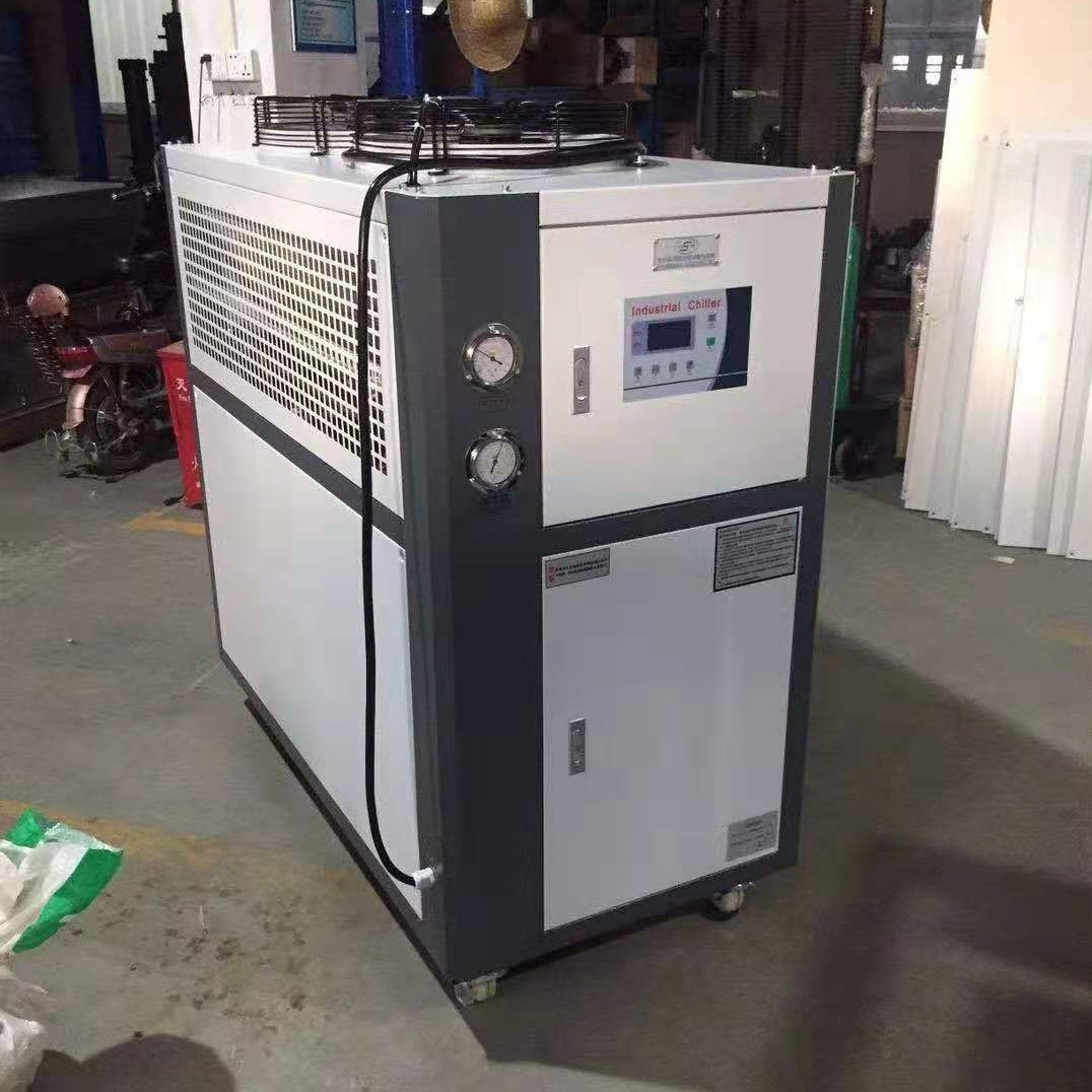源头工厂厂价直销4HP密闭风冷式低温水冷却机 定制低温水冷却设备