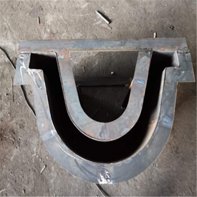 U型流水槽钢模具定制 预制U型槽钢模具 U型流水槽钢模具价格 恩泽模具