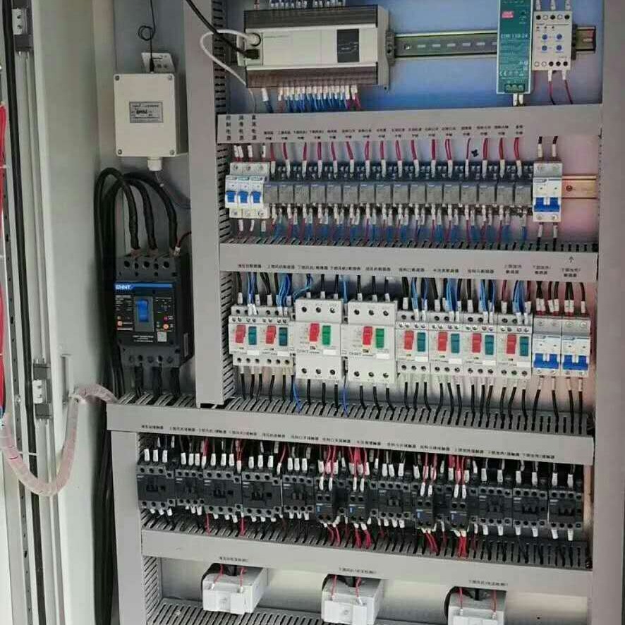 青岛PLC控制柜 高低压变频柜 配电箱 自动化控制柜 XBO自动化系统 485通讯编程 青岛鑫博图片
