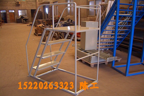 钢制攀爬梯|钢制扶手梯|钢制物料梯|钢制加货梯生产厂家示例图3