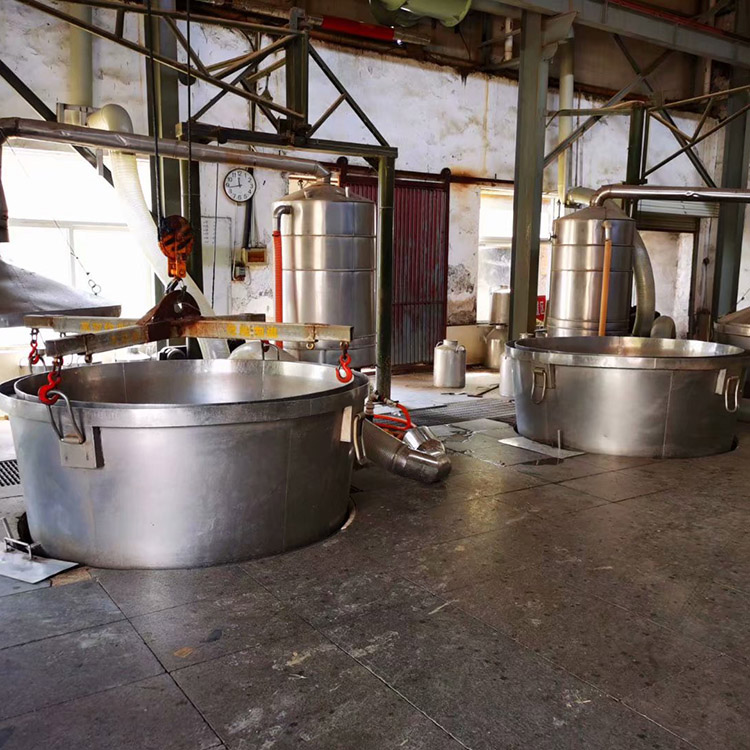 300斤粮食酿酒设备 推荐酿酒蒸锅 中型不锈钢蒸锅 信泰 厂家供应