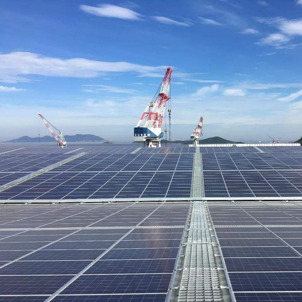 工商业屋顶 太阳能发电系统 节省企业用电成本 光伏发电多种应用形式