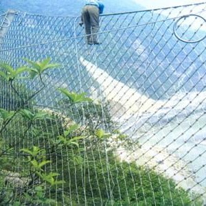 厂家供应防落石滑边坡防护网 金属柔性主动防护网可定制