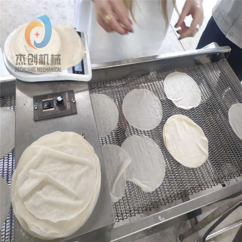 一机多用春卷皮成型机 全自动烤鸭饼生产线 西安卷馍机生产厂家图片