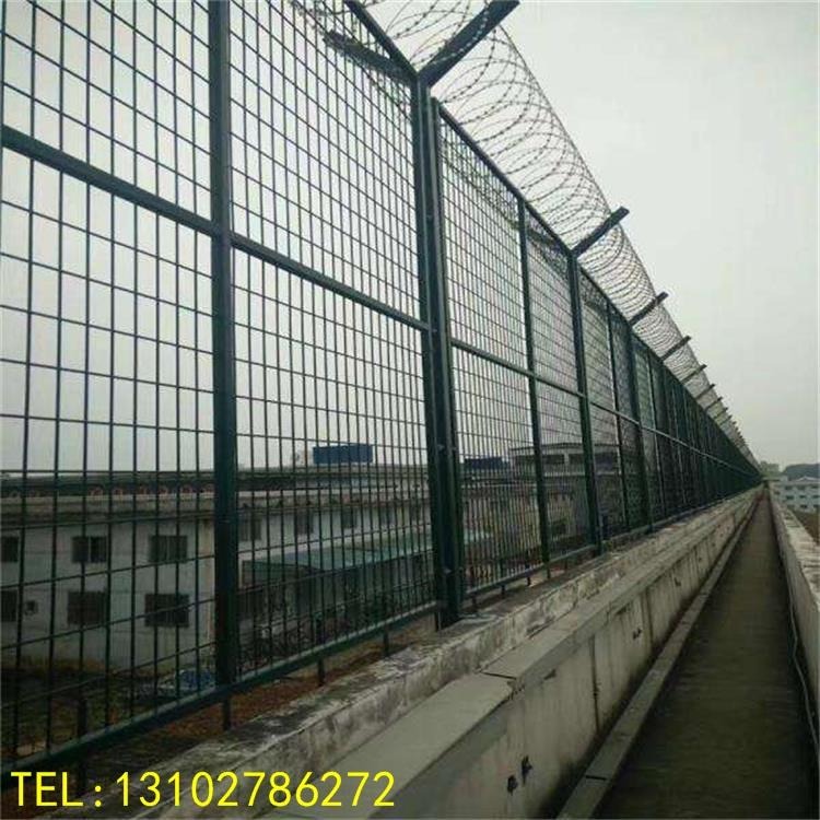 看守所室外钢网墙、看守所钢板网钢网墙、看守所加高钢网墙