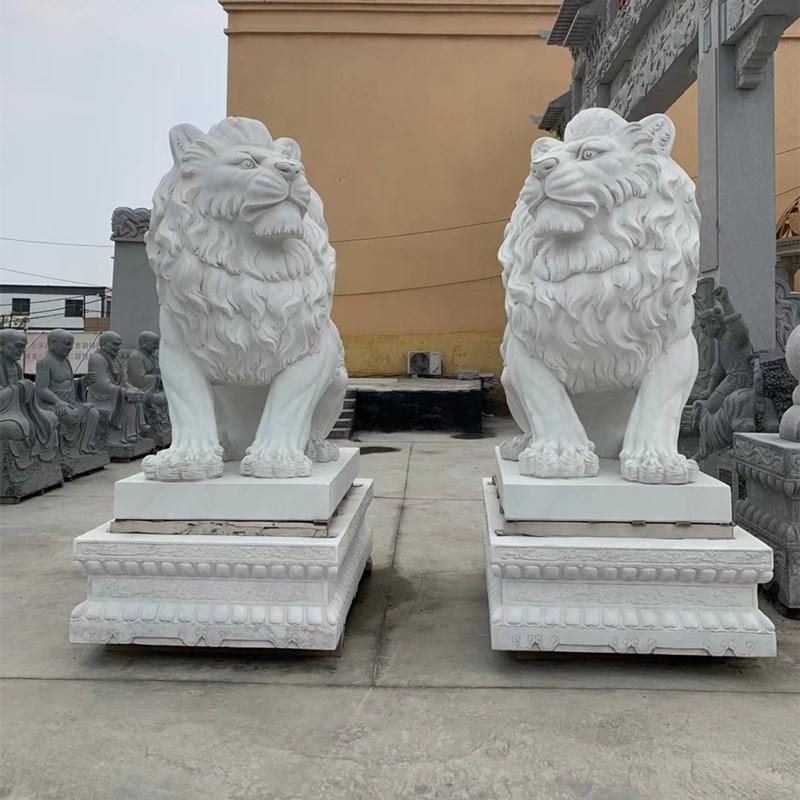 厂家直销欧式狮子雕塑 汉白玉狮子 酒店门口大理石狮子一对 园林景观石狮子