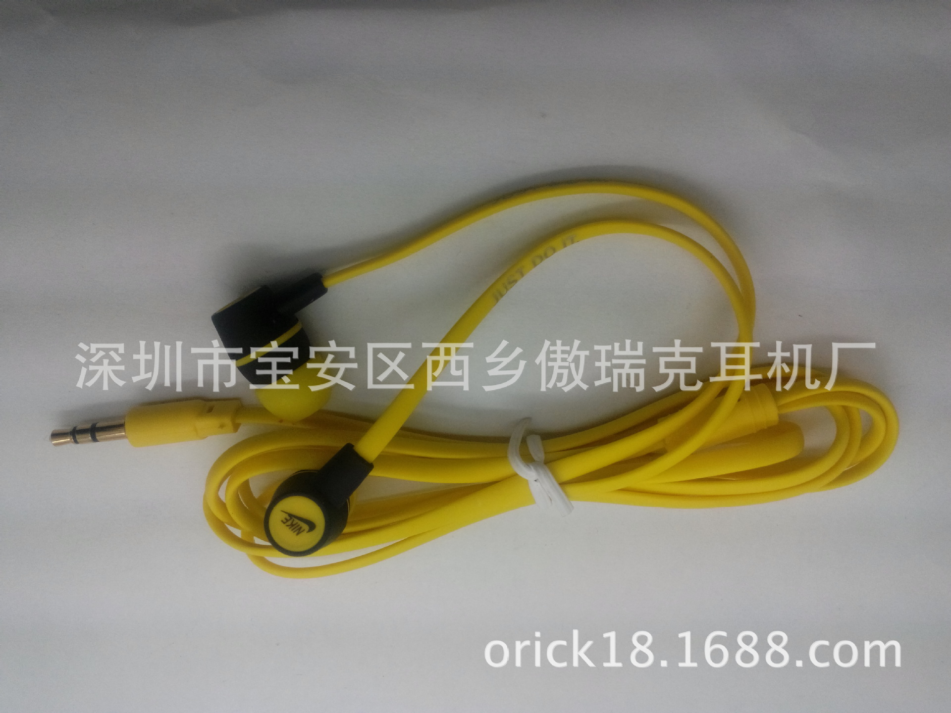 深圳耳机工厂家批发定做供应TPE扁线高端运动nike定制运动耳机