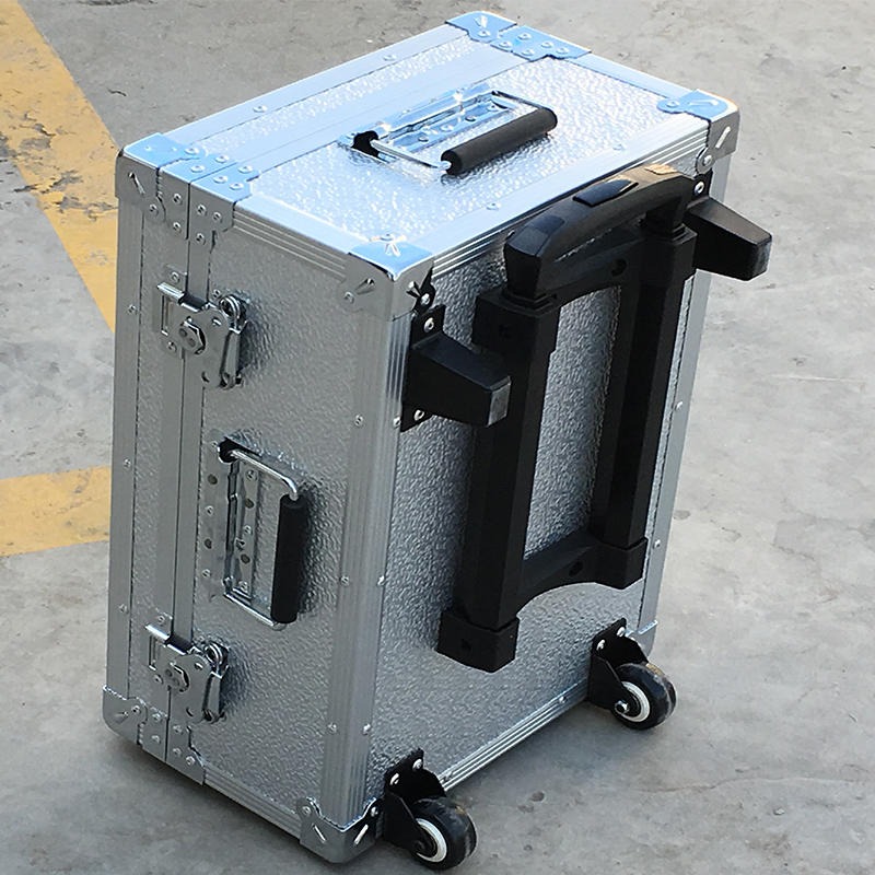 陕西三峰厂家供应 铝合金仪器箱 手提铝箱可订制、印标志