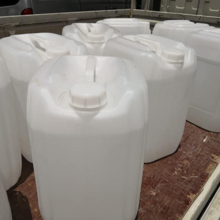 冰醋酸供应  供应冰醋酸槽车和桶装 鑫龙海 厂家热销 生产冰醋酸