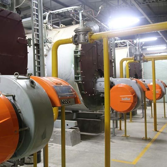 厂家供应 WNS系列工业环保10吨1.25公斤卧式三回程燃气蒸汽锅炉价格