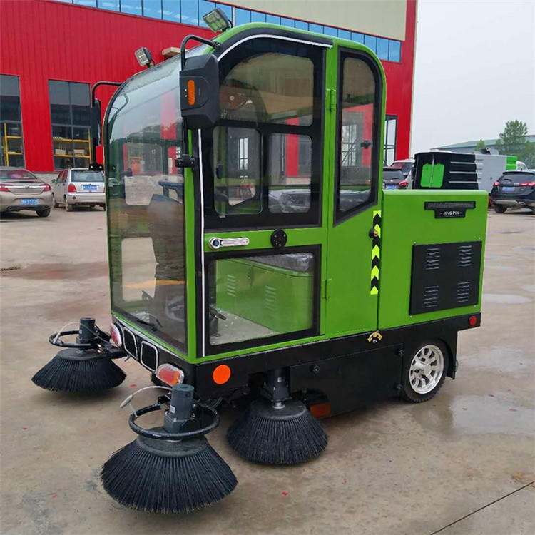 小型电动扫地车 驾驶式全封闭扫地车 辉宏 电动扫路车价格优惠 新能源扫地机