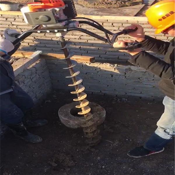 掏桩芯工具螺旋收拾器能够适合各种机械式挖坑机无法进入作业的地区