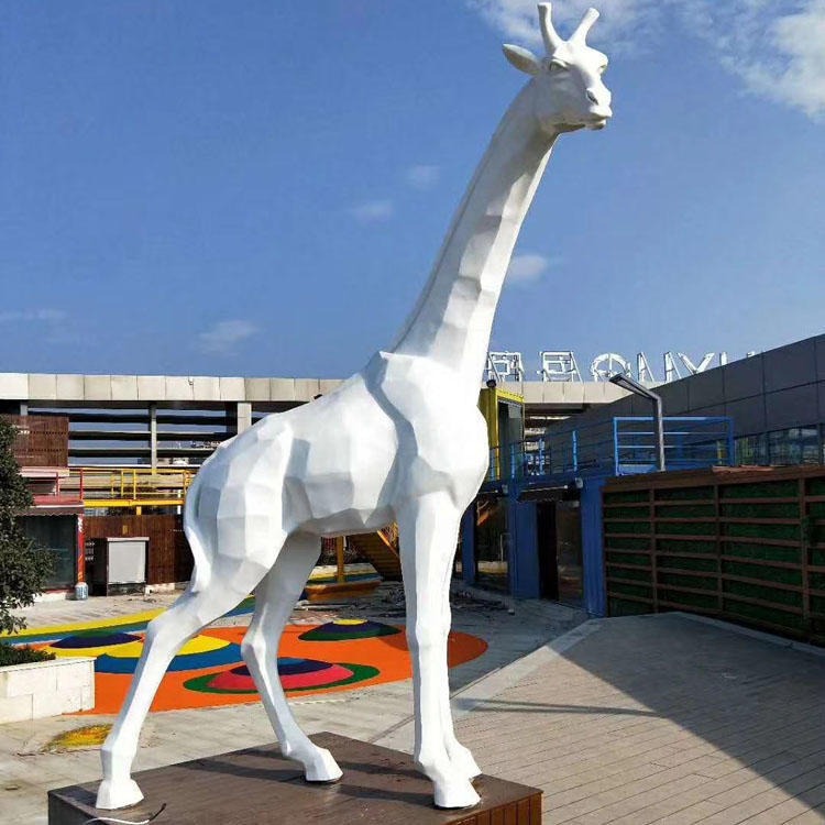 佰盛 动物园长颈鹿雕塑 长颈鹿雕塑 仿真鹿雕塑 长颈鹿摆件