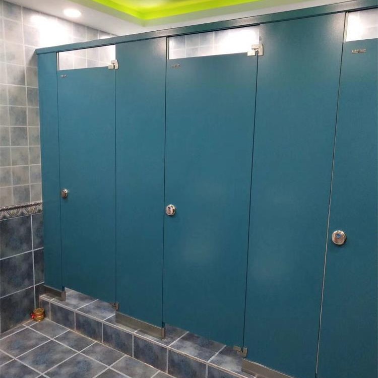 喷漆钢板卫生间隔断 车站厕所挡板墙 洗手间材料  森蒂