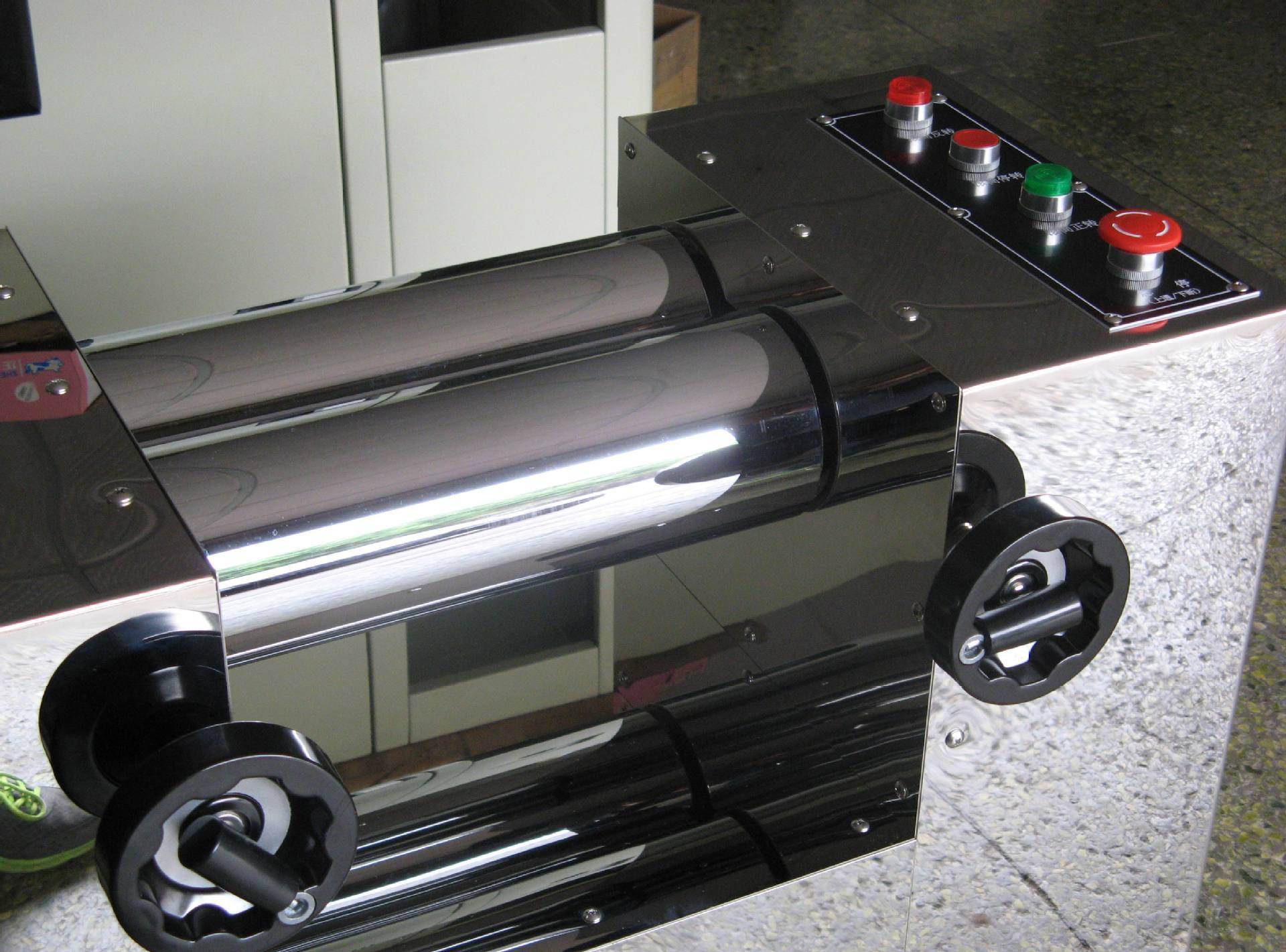 电加热塑料压片机   小型4寸滚筒开炼机生产厂家示例图4