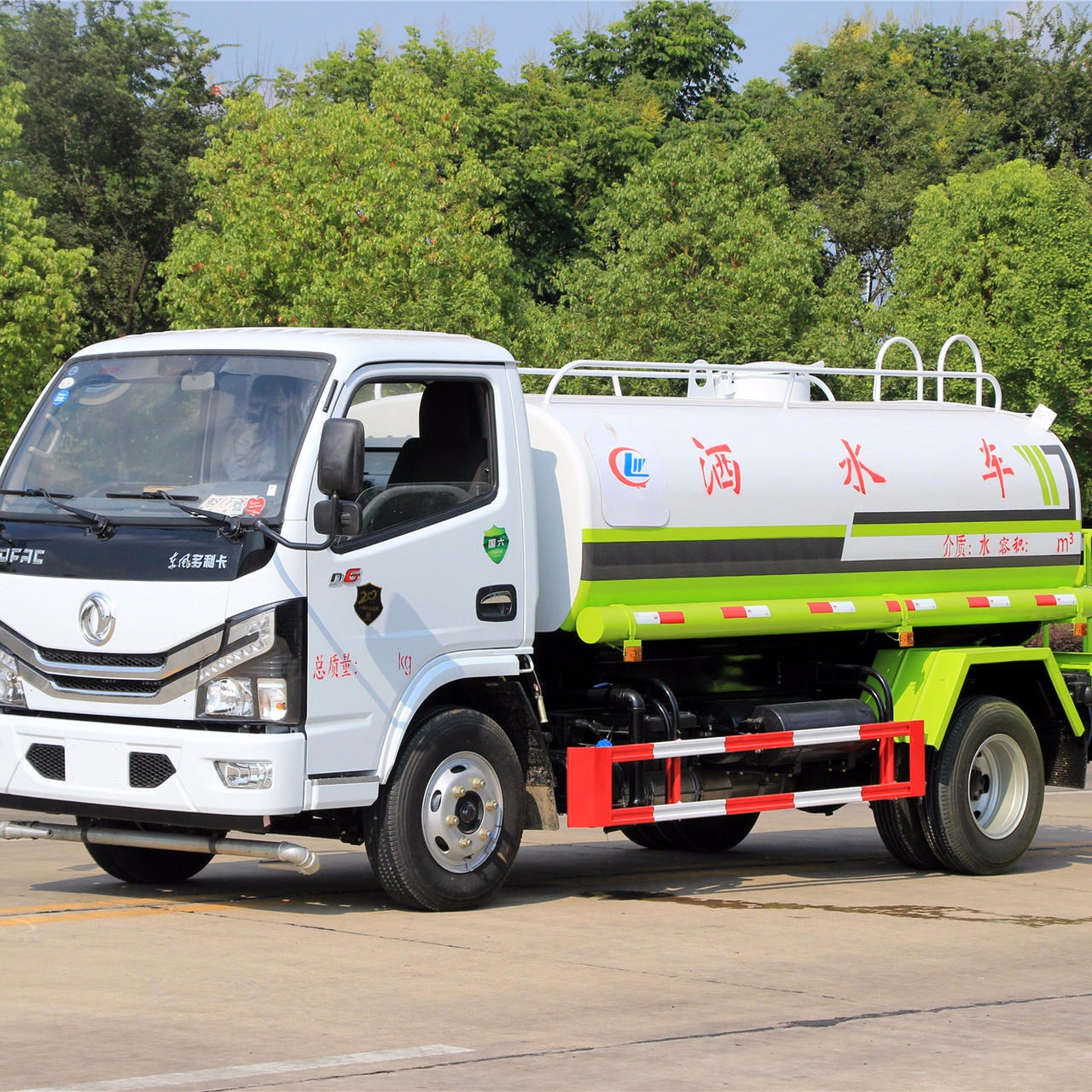 国六东风多利卡五吨绿化喷洒车现货直销可分期全国包送