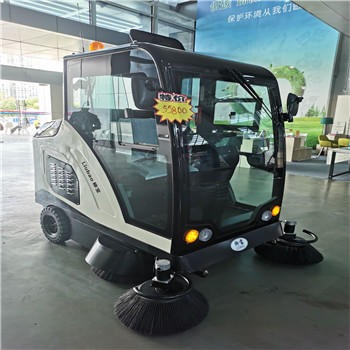 广西环卫扫地机 梧州驾驶式扫地机 清洁清扫车 柳宝工业扫地车