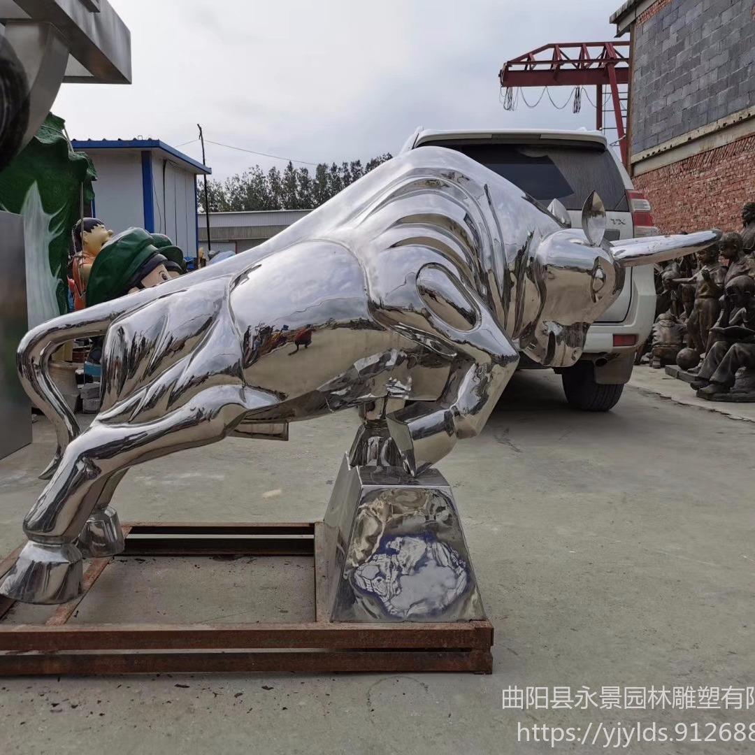 不锈钢镜面牛雕塑     不锈钢牛雕塑    不锈钢动物雕塑   永景园林雕塑