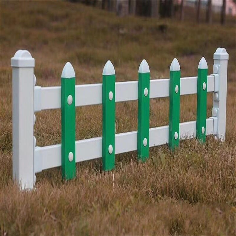 德兰供应PVC草坪护栏 小区绿化带隔离防护围栏 草坪花园PVC围栏