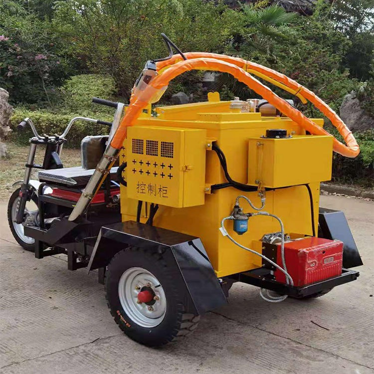中铠路面养护设备 乳化沥青灌缝车  Zk-10热熔自加热填缝机