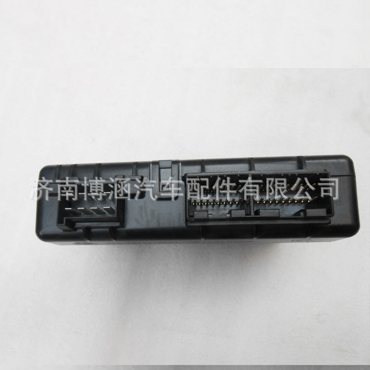 现货供应中国重汽左门控开关控制器（豪华）    WG1664331063示例图3