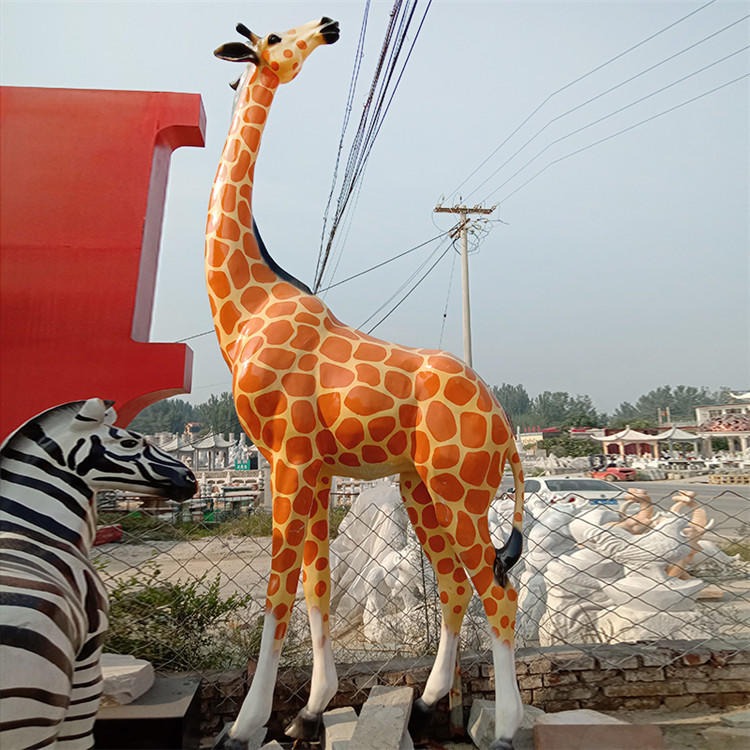 现货 大型动物雕塑  长颈鹿玻璃钢雕塑 仿真动物雕塑 公园摆件 万硕