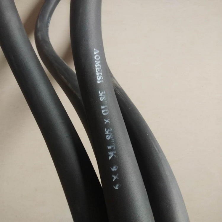 供应B2级橡塑保温管 华章牌 绿色节能保温产品 橡塑管批发