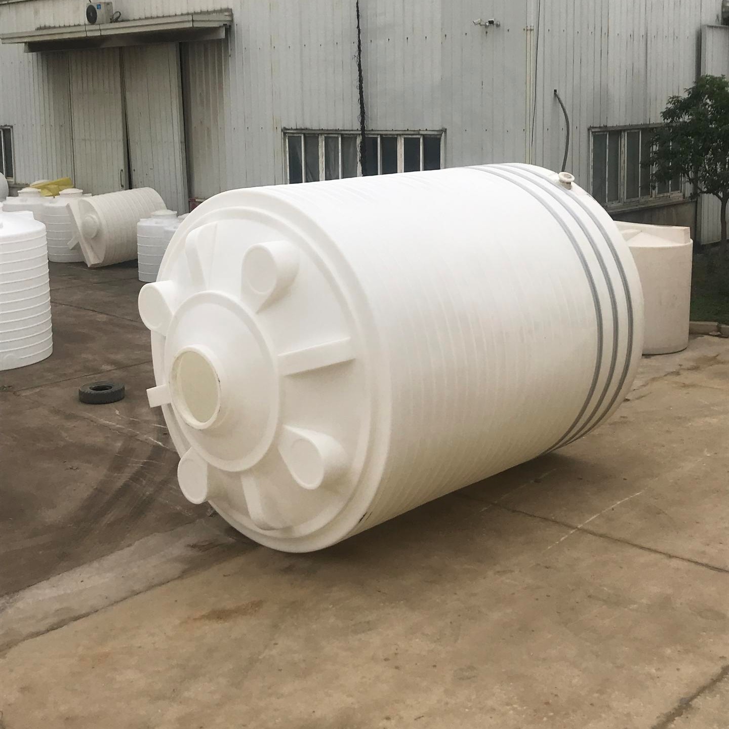 丹江口有卖塑料水箱厂家 10吨水果圆蓄水桶技术参数