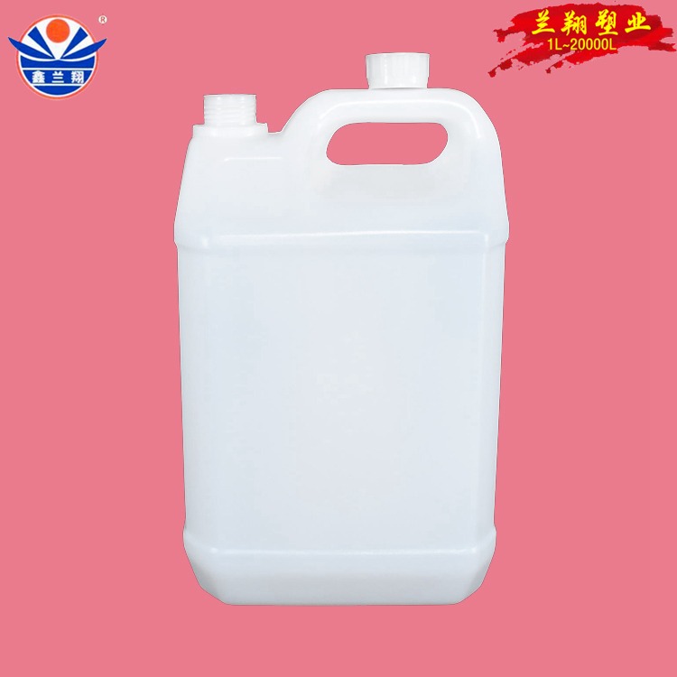 鑫兰翔尿素桶厂家 9升车用尿素溶液包装桶 车用尿素塑料桶图片
