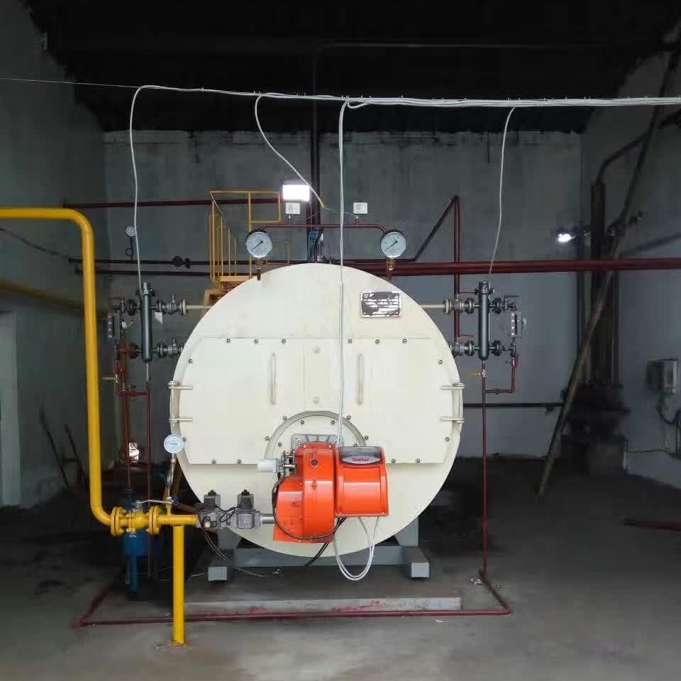 青岛锅炉厂家直销 卧式 三回程 潍坊2吨1.25公斤燃油燃气蒸汽锅炉