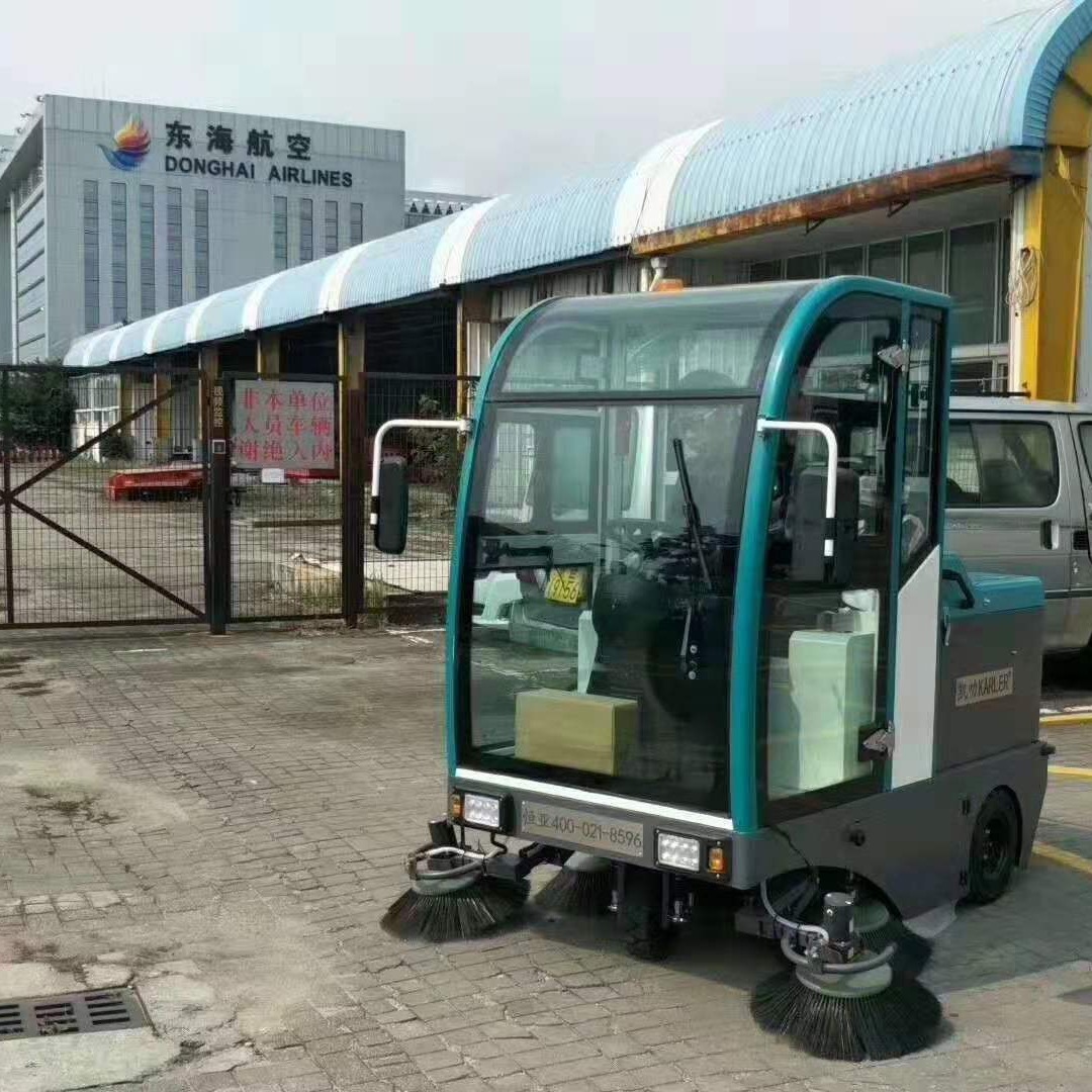 凯叻KL2100 驾驶式扫地机 福建厦门市公路驿站高速路服务区保洁清扫车