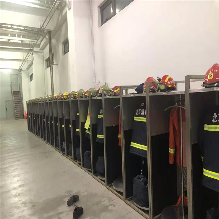 南京消防战斗服架 救援队衣架帽架 消防服架生产