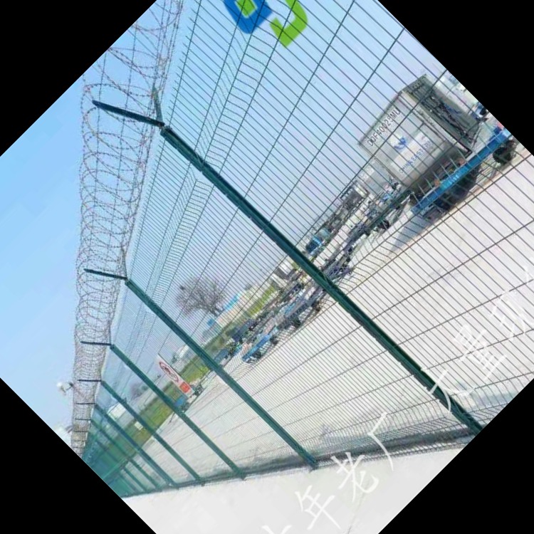 鼎佳-厂家直销 花池护栏网 篮球场围栏网 金属刀片刺绳护栏网 国标质量