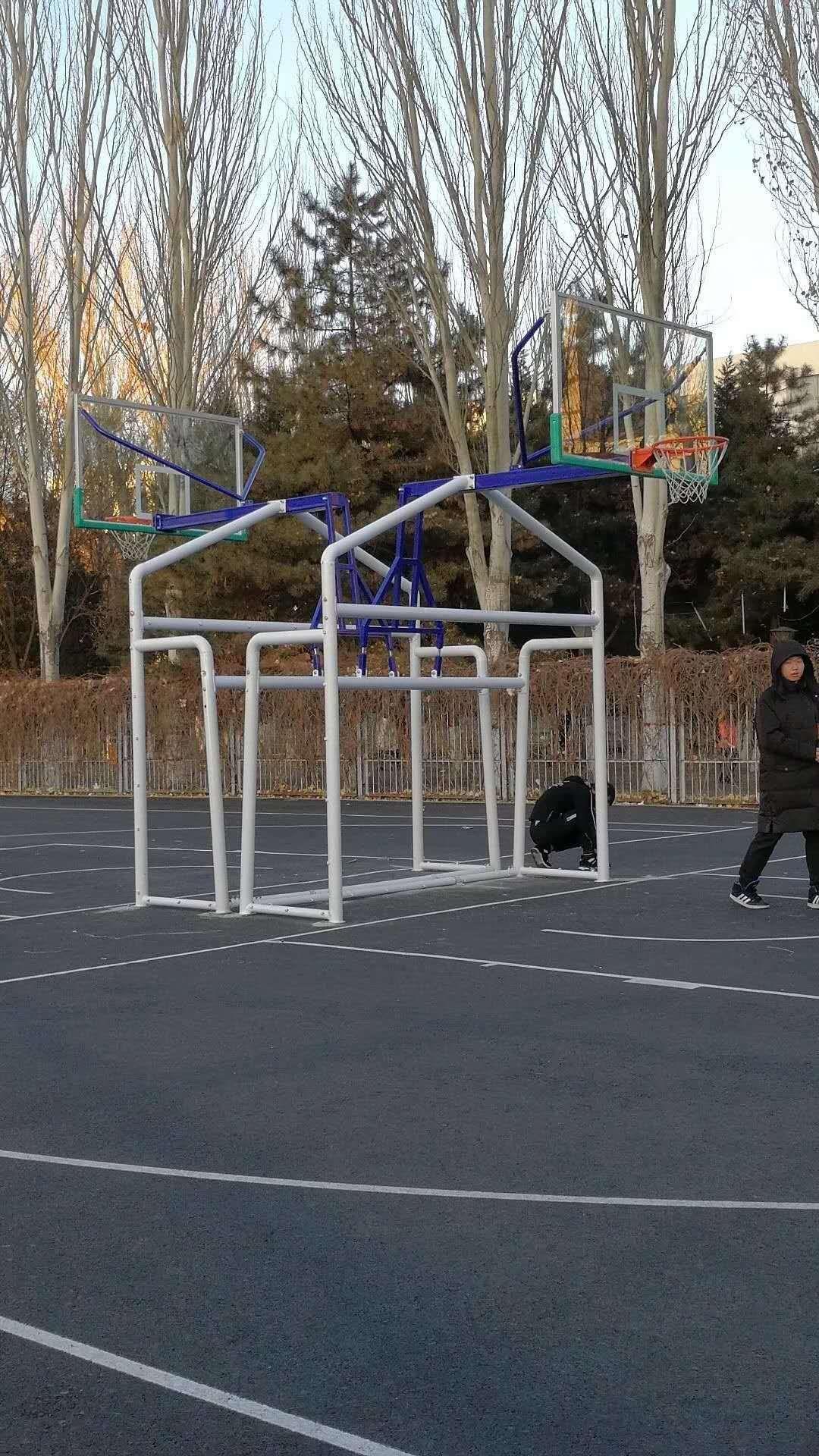 广州晶康牌配备钢化玻璃篮球板固定式篮球架做工精细