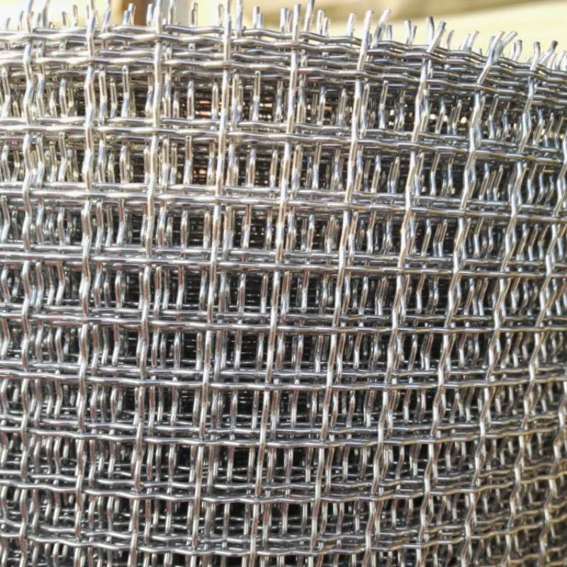 亚奇加工生产低碳钢镀锌筛网 震动黑钢筛网 耐磨 不锈钢丝筛网图片