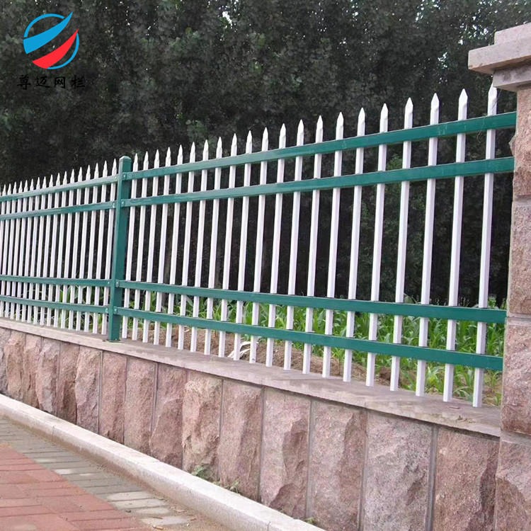 尊迈 组装锌钢阳台护栏 别墅围墙栏杆 蓝白围墙护栏 组装式锌钢护栏网厂家