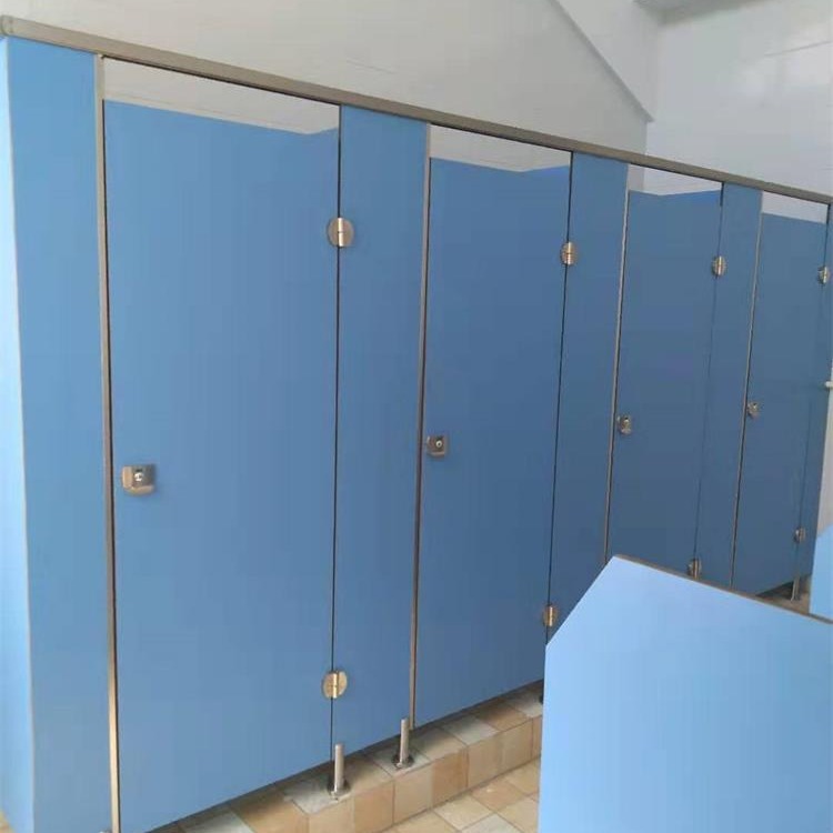 学生卫生间隔断 卫生间隔断  厕所隔断门  威海卫生间隔断厂家   卫生间隔断材料 洗手间隔断
