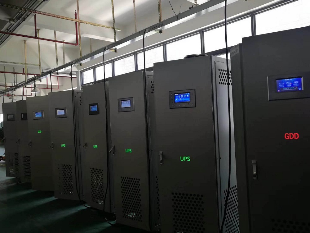 银川ups厂家直销 40KVA/32KW 工业UPS电源 动力不间断电源