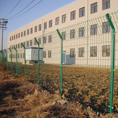 【现货供应】小区、市政围墙隔离栅铁丝护栏网厂家示例图7