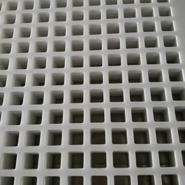 环保设备用pp塑料过滤板 冲孔板防护罩 白色方孔塑料板 2mm孔圆孔网 塑料垫板