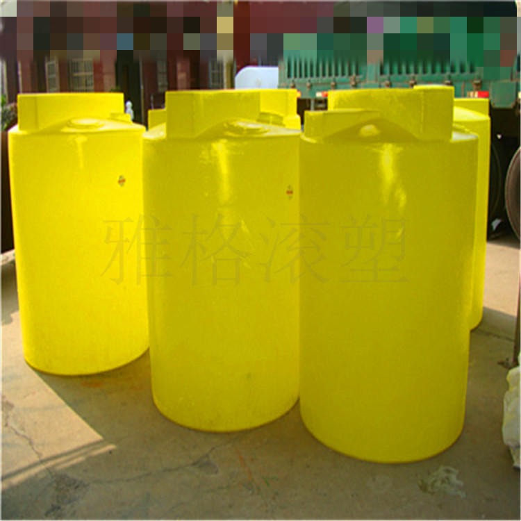雅格滚塑 黄色300L加药桶 滚塑加厚pe加药桶 可配搅拌机计量泵图片