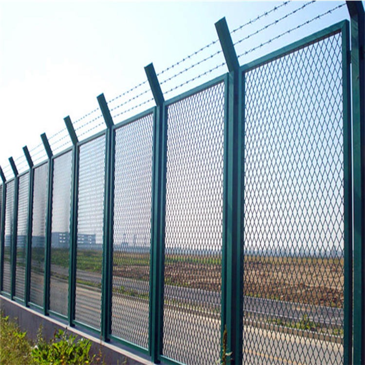 邦鼎生产优质钢板高速公路护栏网  桥梁护栏网  圈地框架护栏网高速公路护栏网